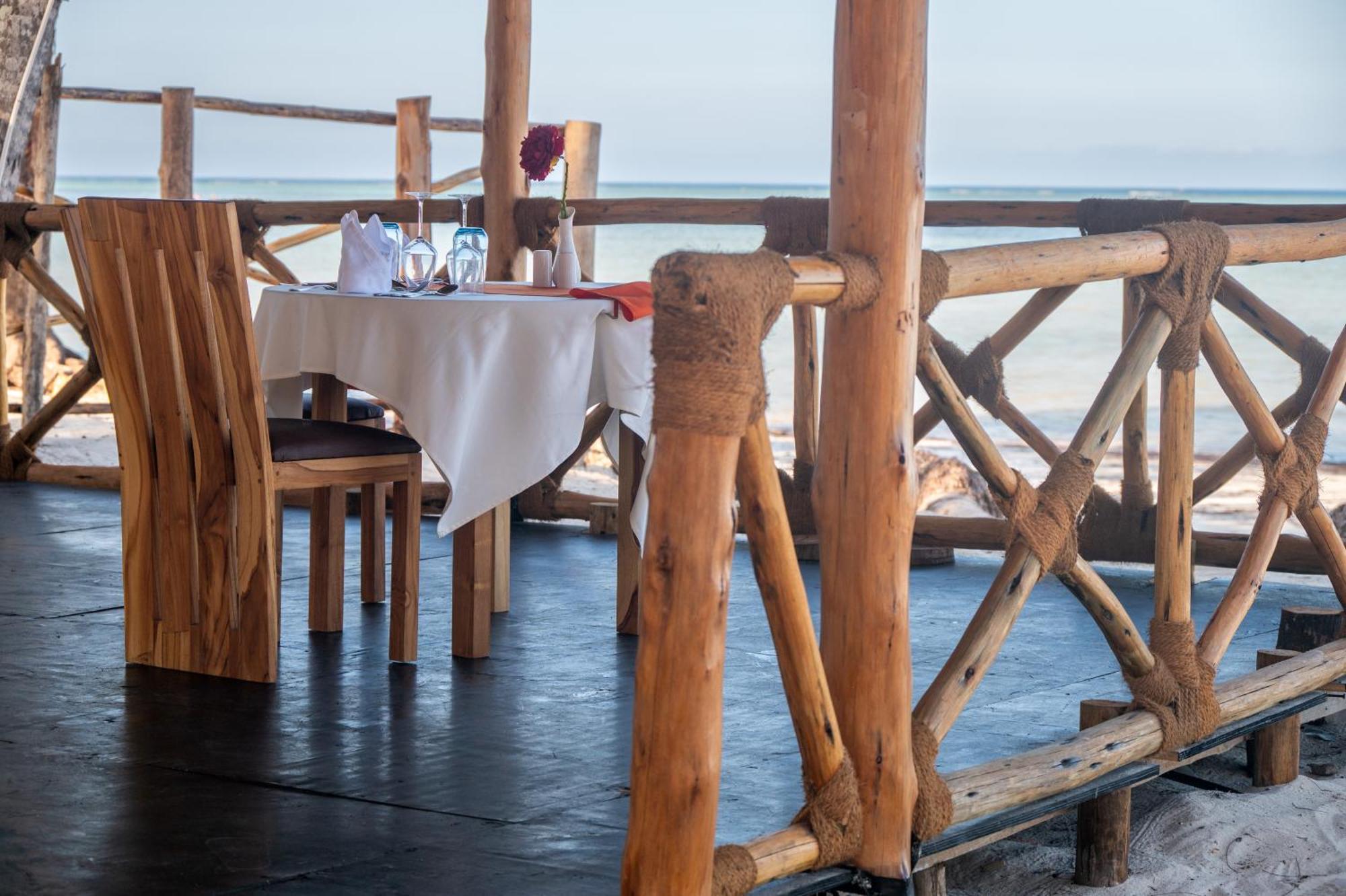 Royal Mandarin Hotel & Resort Pwani Mchangani Kültér fotó